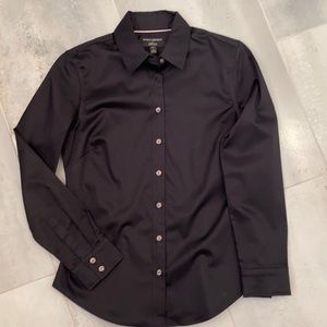 Banana Republic Factory petite black fitted shirt.